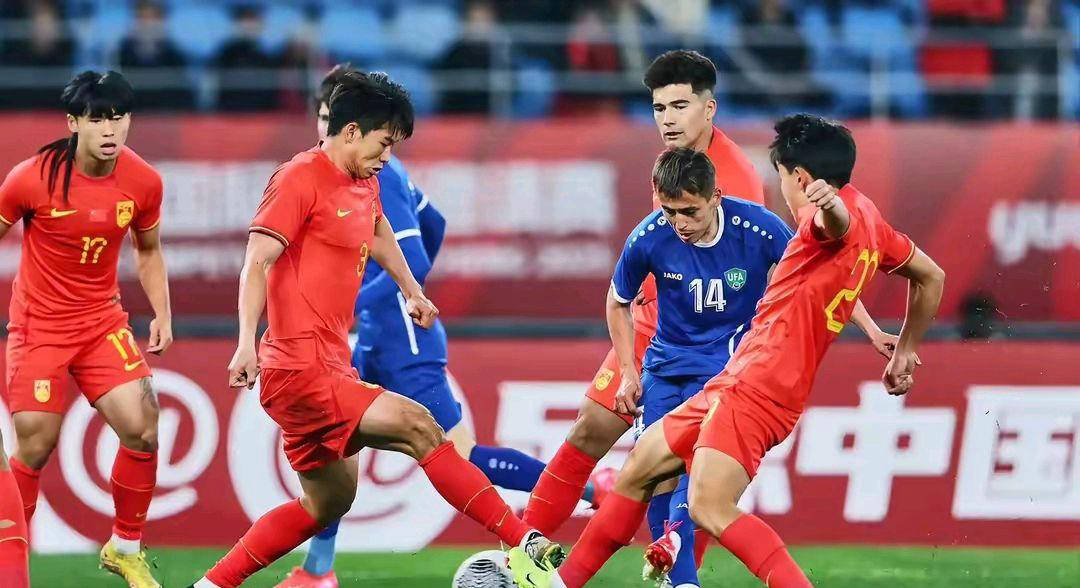 PG电子游戏-足球界巨星备战国家队比赛火热的简单介绍