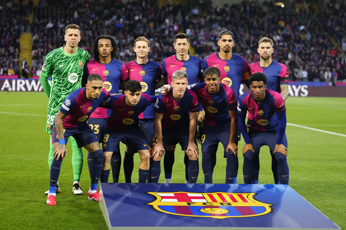 足球界巨星备战国家队比赛火热的简单介绍 足球界巨星备战国家队比赛火热的简单介绍