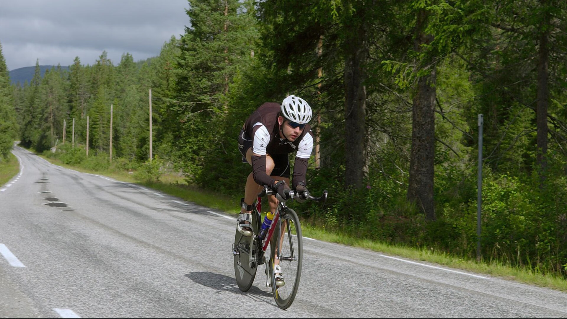 阿克攻防转换核心，瑞士争冠战胜出雷恩