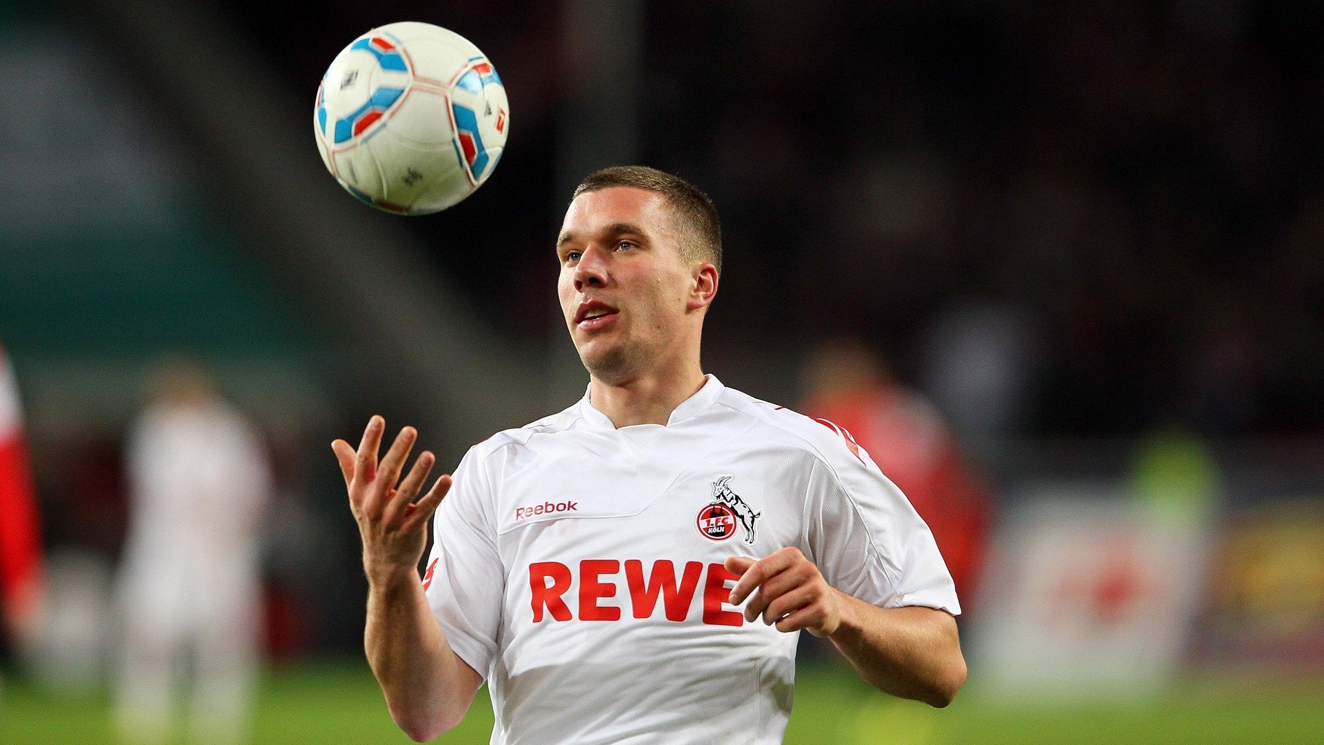 当命运分岔，凯恩英超封神夜，美国资本绝杀国际米兰的隐喻